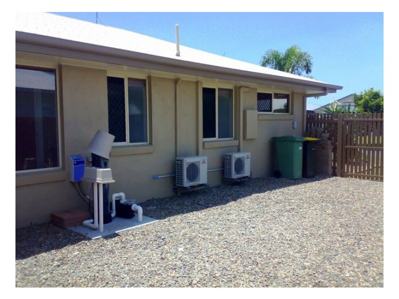 20 Beachside Place, Shoal Point QLD 4750