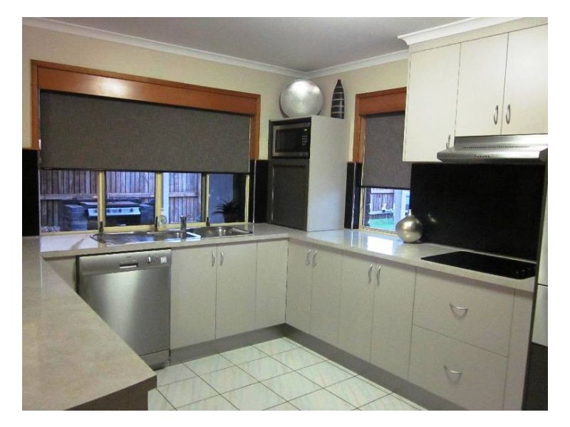 18 Murrays Rd, Mount Pleasant QLD 4740