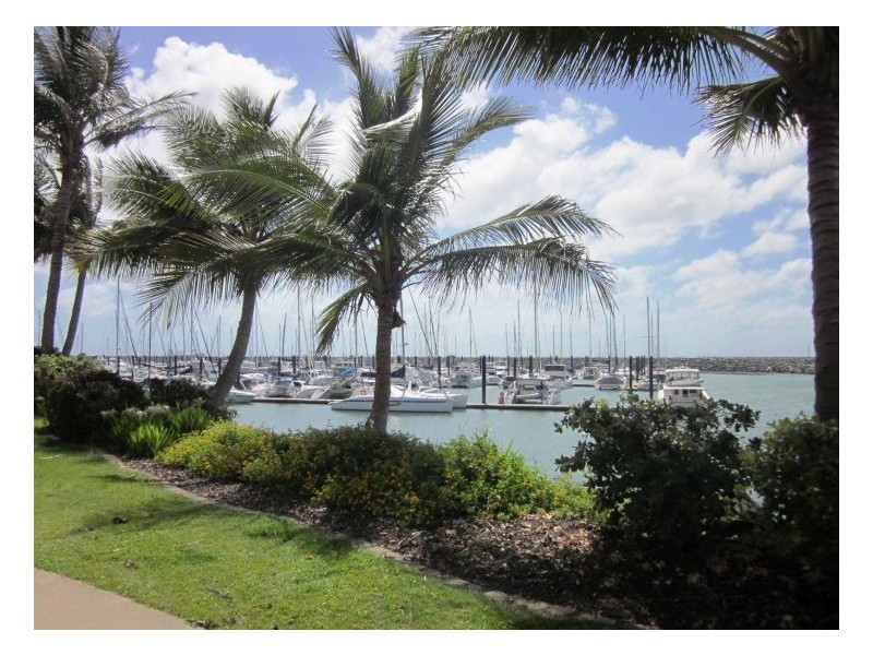 8/7 Megan Place, Mackay Harbour QLD 4740