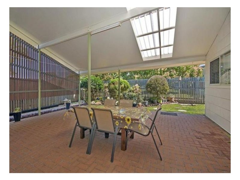 5 Dixon Crt, Beaconsfield QLD 4740