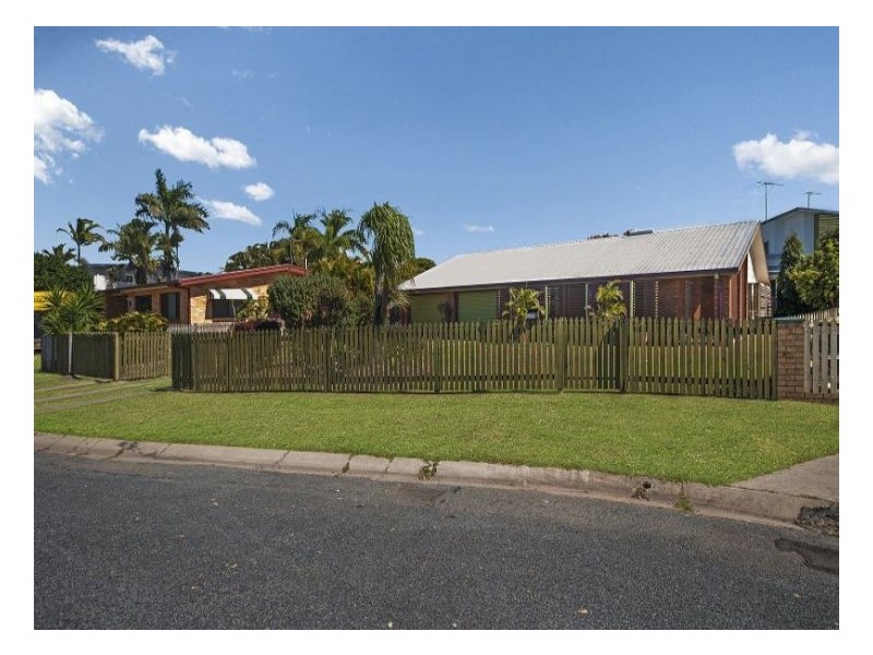 5 Dixon Crt, Beaconsfield QLD 4740
