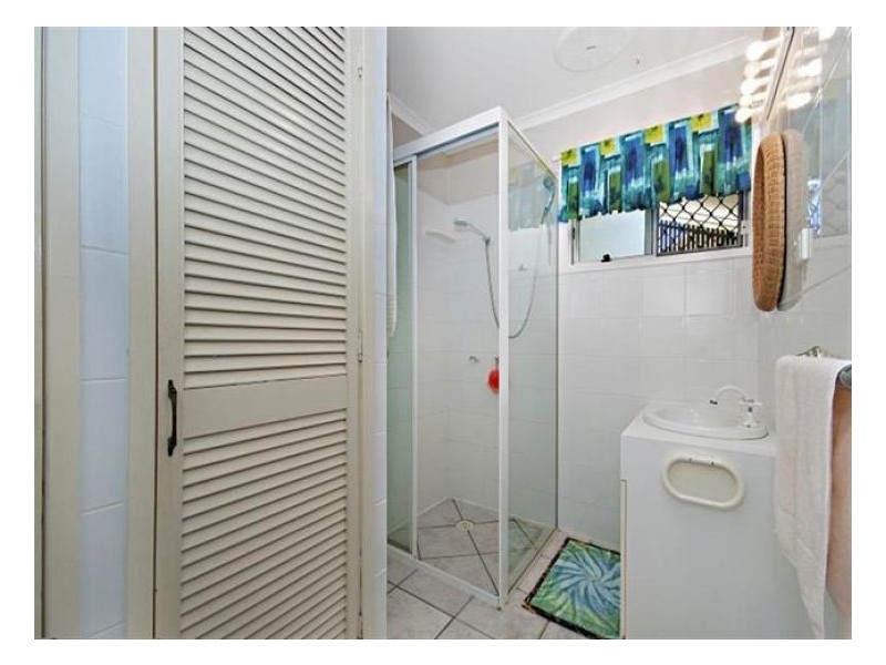 5 Dixon Crt, Beaconsfield QLD 4740