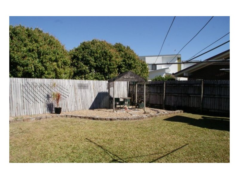 4 Dixon Crt, Beaconsfield QLD 4740