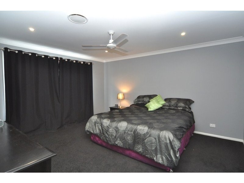 6 Horus Court, Coomera QLD 4209