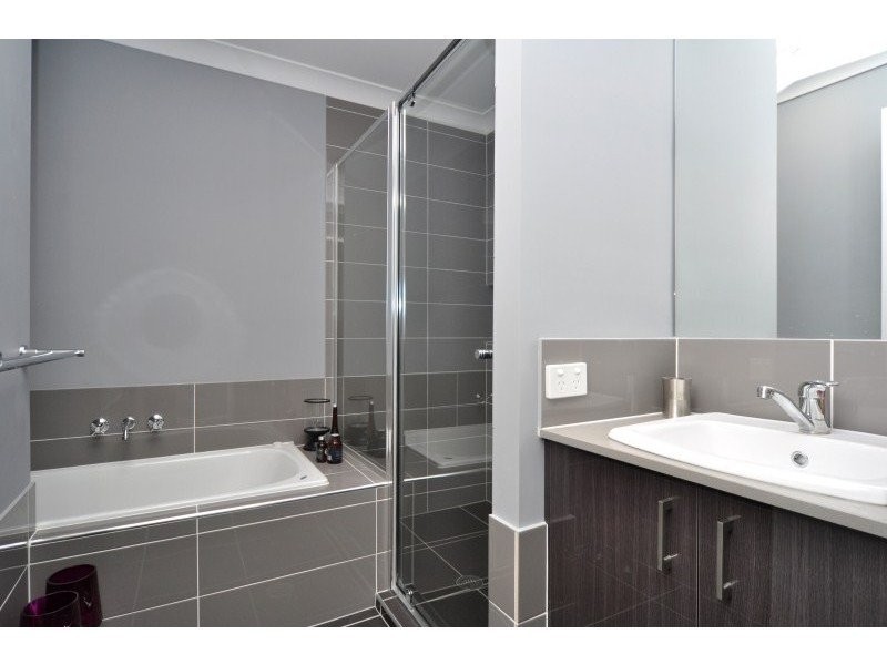 6 Horus Court, Coomera QLD 4209