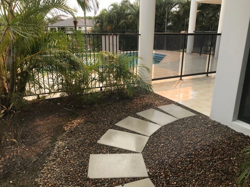 5 St Helens, Burleigh Waters QLD 4220