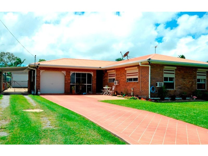 4 Harveys Rd, Beaconsfield QLD 4740