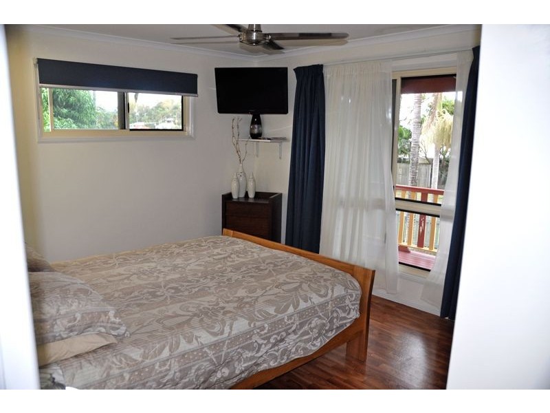 4 Teanna Crt, Eimeo QLD 4740