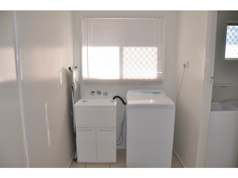 4/21 Owen Jenkins Drive, Sarina Beach QLD 4737