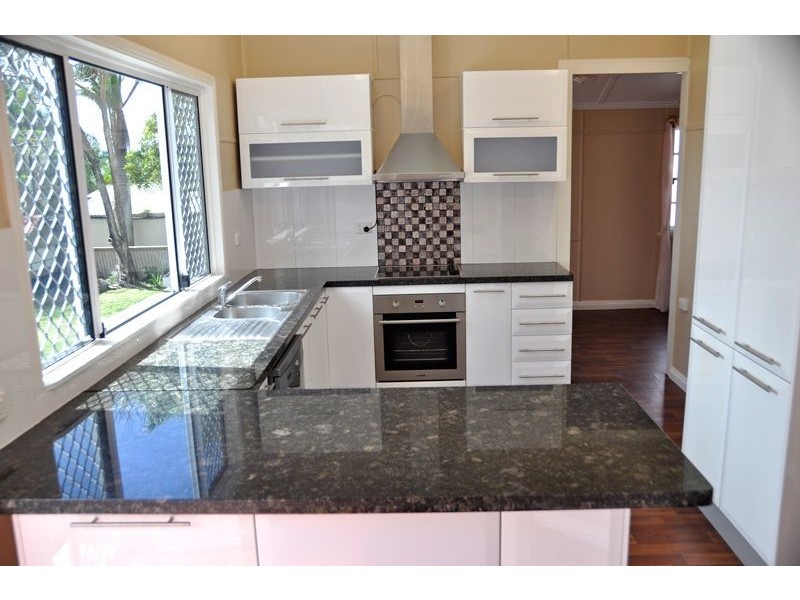 8 Archibald St, South Mackay QLD 4740