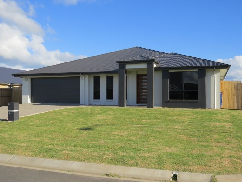 4 Patricia Circuit, Mirani QLD 4754