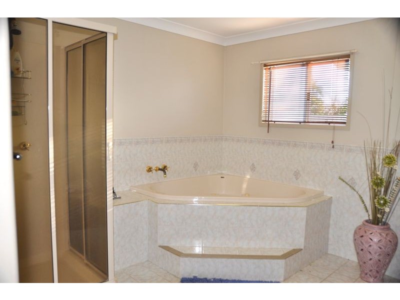 488 Mackay-eungella Rd, Walkerston QLD 4751