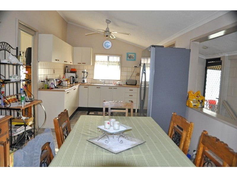 488 Mackay-eungella Rd, Walkerston QLD 4751