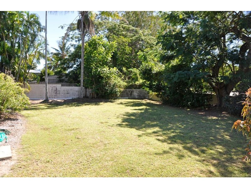 26 Shoal Point Rd, Bucasia QLD 4750