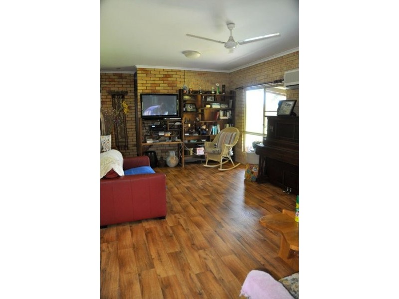 17 Coleshill Rd, Alligator Creek QLD 4740