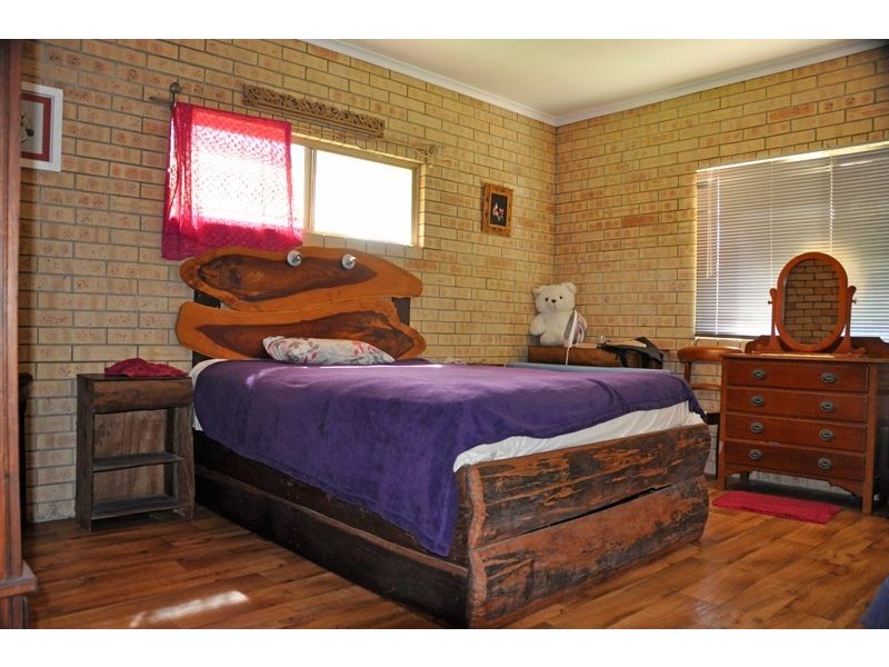 17 Coleshill Rd, Alligator Creek QLD 4740