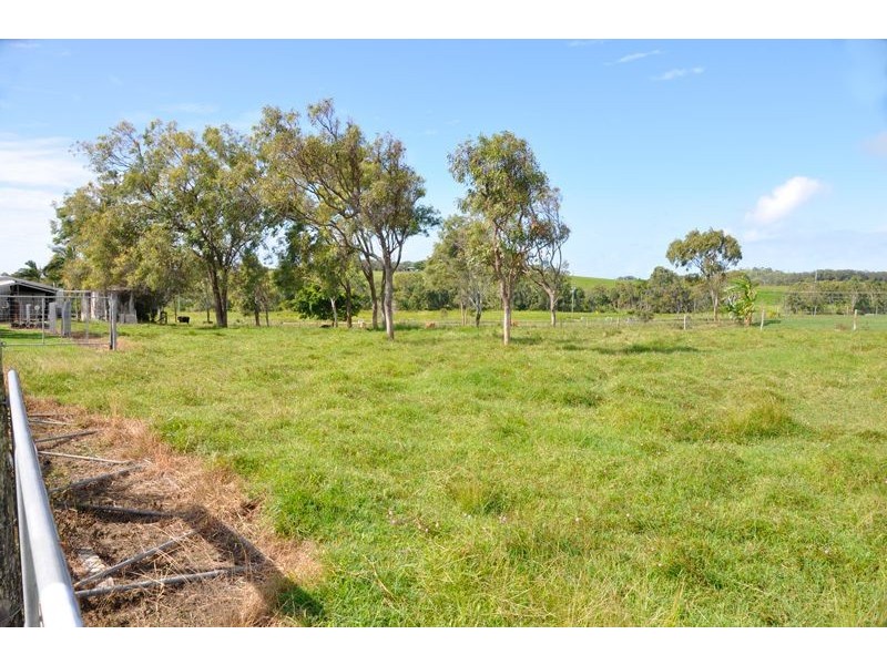17 Coleshill Rd, Alligator Creek QLD 4740