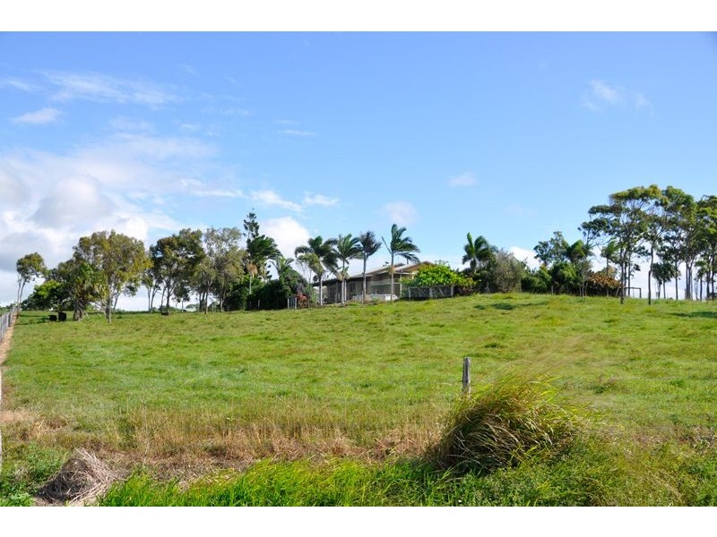 17 Coleshill Rd, Alligator Creek QLD 4740