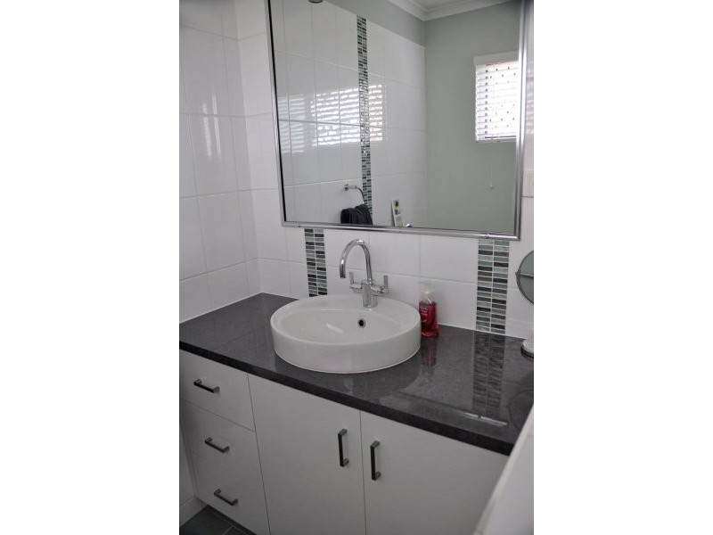 12 Harrier St, Rural View QLD 4740