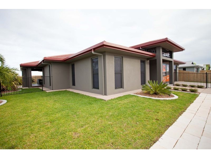 19 McGrath St, Ooralea QLD 4740