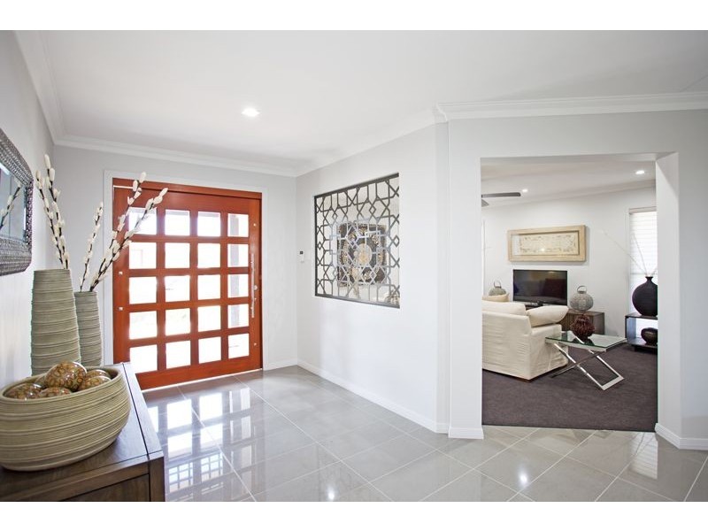 19 McGrath St, Ooralea QLD 4740