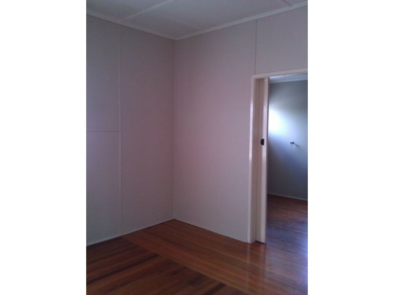 5 Douglas Street, West Mackay QLD 4740