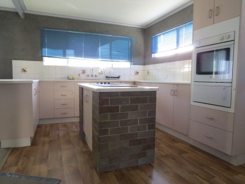 84 Beaconsfield Rd, Beaconsfield QLD 4740