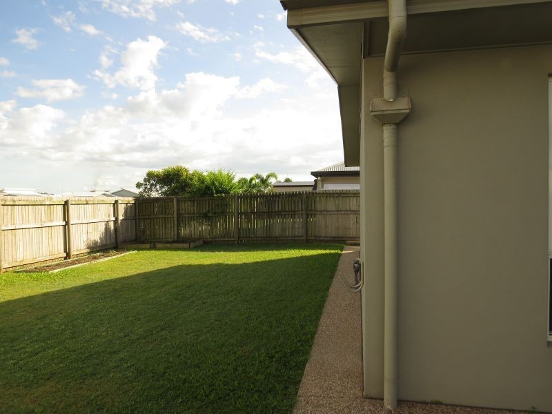 3 Canecutters Drive, Ooralea QLD 4740