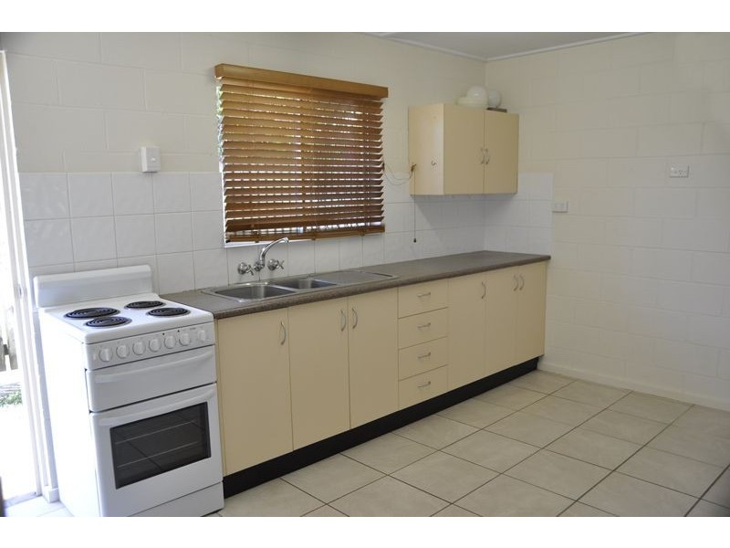10/28 Canberra St, North Mackay QLD 4740