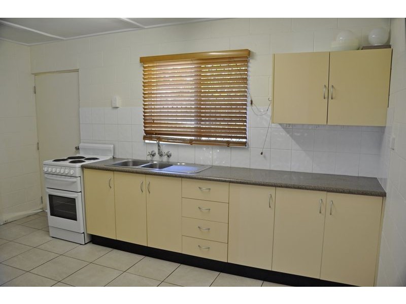 10/28 Canberra St, North Mackay QLD 4740