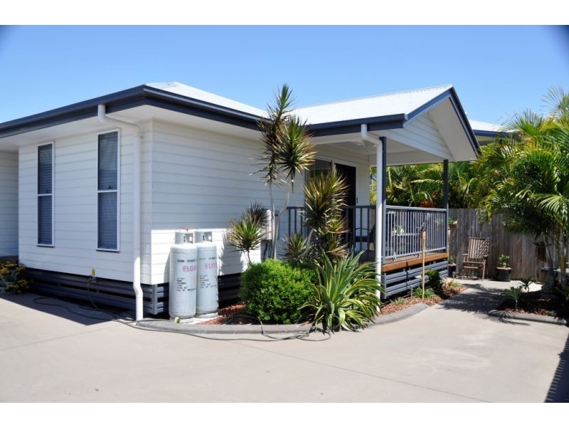 2/14 Vincent St, South Mackay QLD 4740