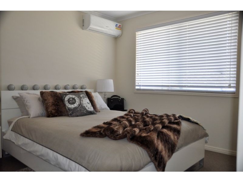 2/14 Vincent St, South Mackay QLD 4740