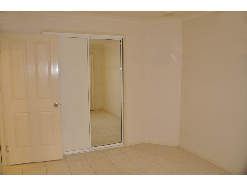10 Beachside Pl, Shoal Point QLD 4750