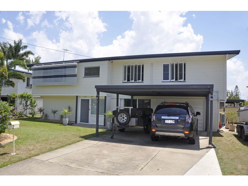 2 Mengel St, South Mackay QLD 4740