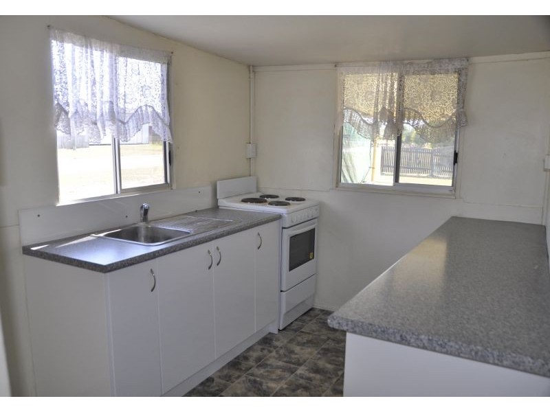 34 Bovey, Nebo QLD 4742