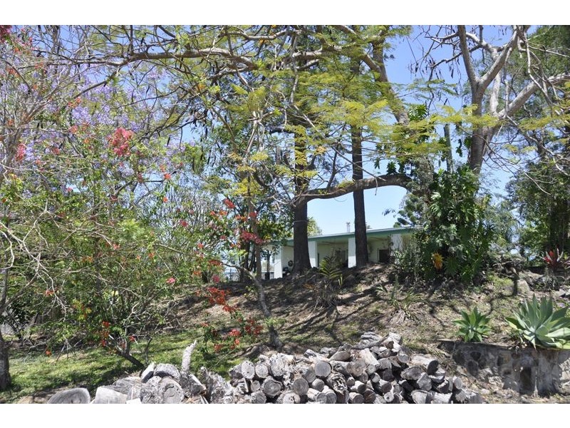 729 Yakapari-seaforth Rd, Mount Jukes QLD 4740