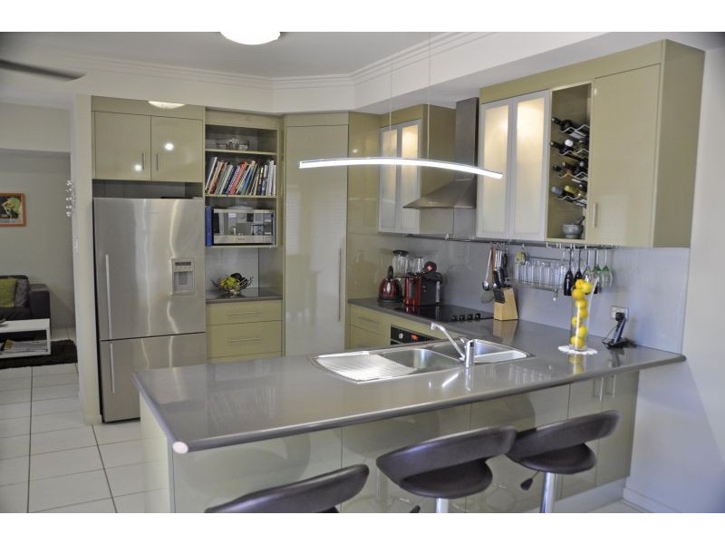 3 Angelina Ave, Glenella QLD 4740