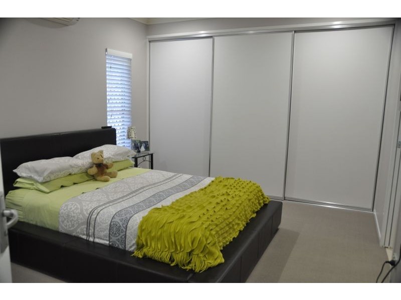 3 Angelina Ave, Glenella QLD 4740