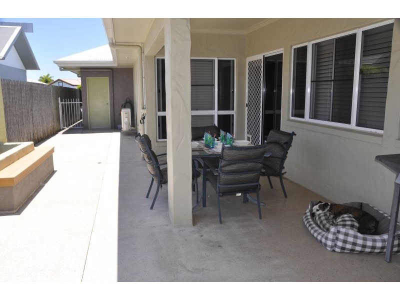 3 Angelina Ave, Glenella QLD 4740