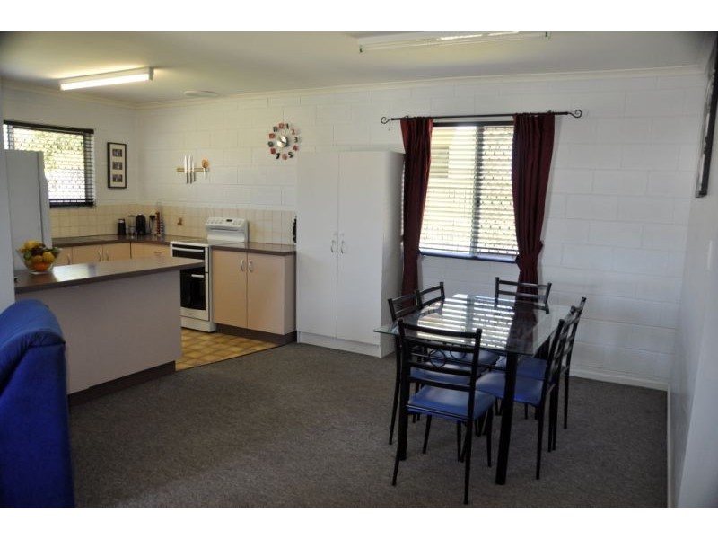 10 Scott Crt, Bucasia QLD 4750