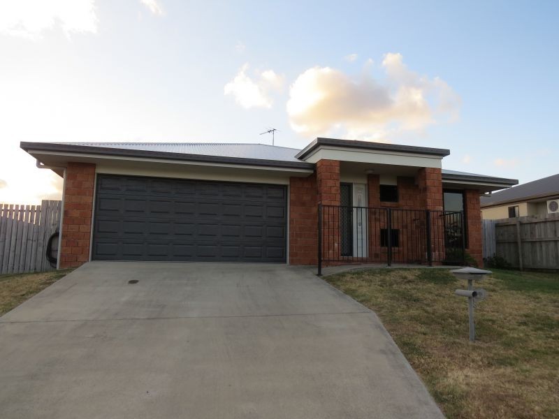 26 Hawkins Street, Bucasia QLD 4750