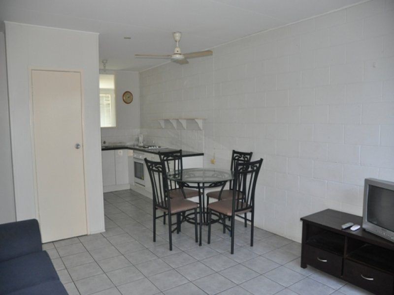 2/23 Wares Avenue, Sarina QLD 4737