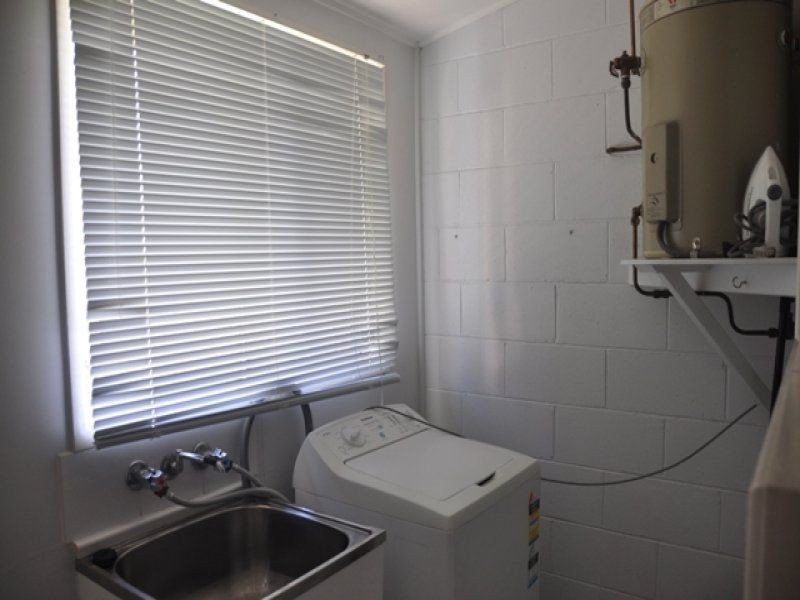 2/23 Wares Avenue, Sarina QLD 4737