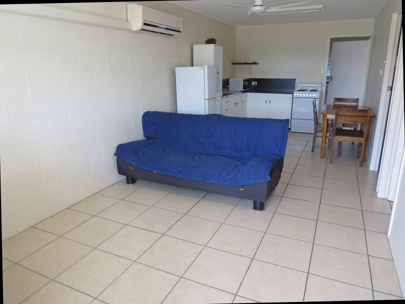 6/21 Owen Jenkins Drive, Sarina Beach QLD 4737