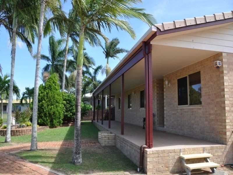 12 Scott Court, Bucasia QLD 4750
