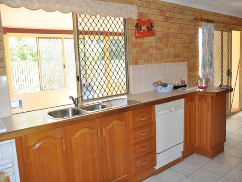 12 Scott Court, Bucasia QLD 4750