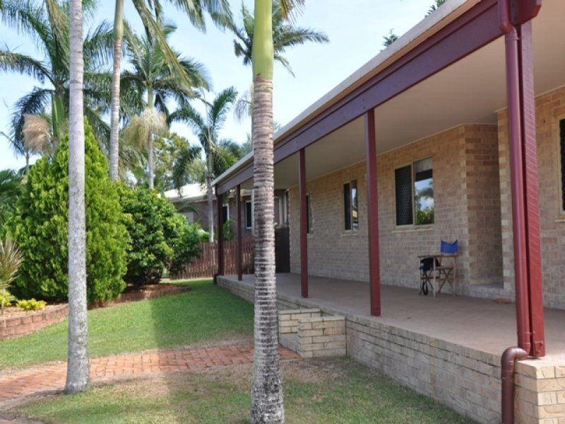 12 Scott Court, Bucasia QLD 4750