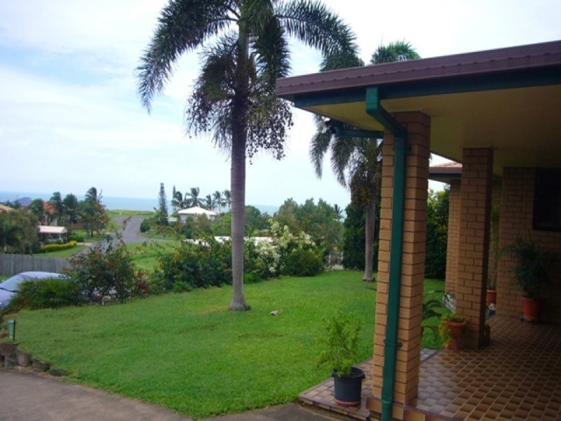 11 Hillside Drive, Grasstree Beach QLD 4740