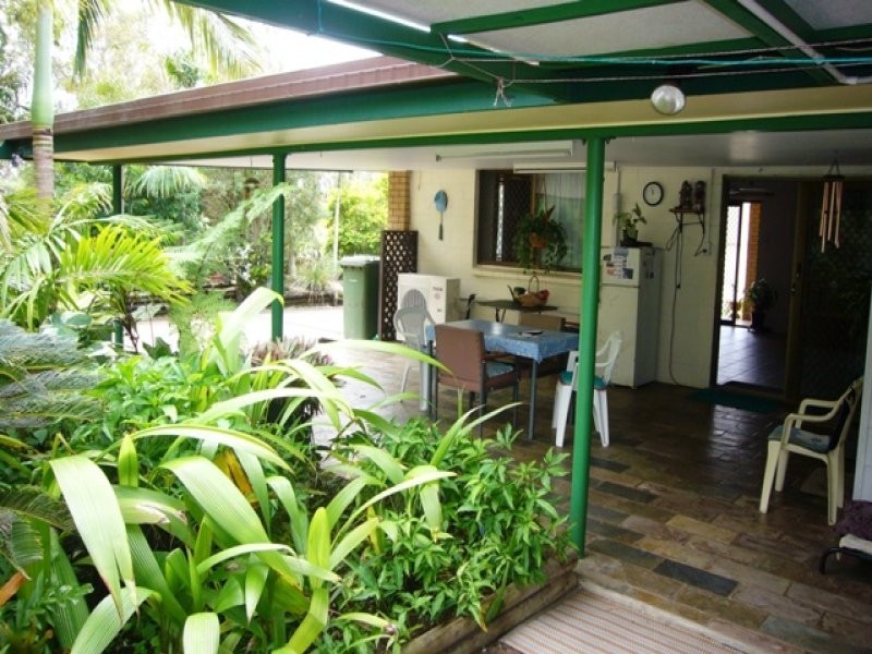 11 Hillside Drive, Grasstree Beach QLD 4740