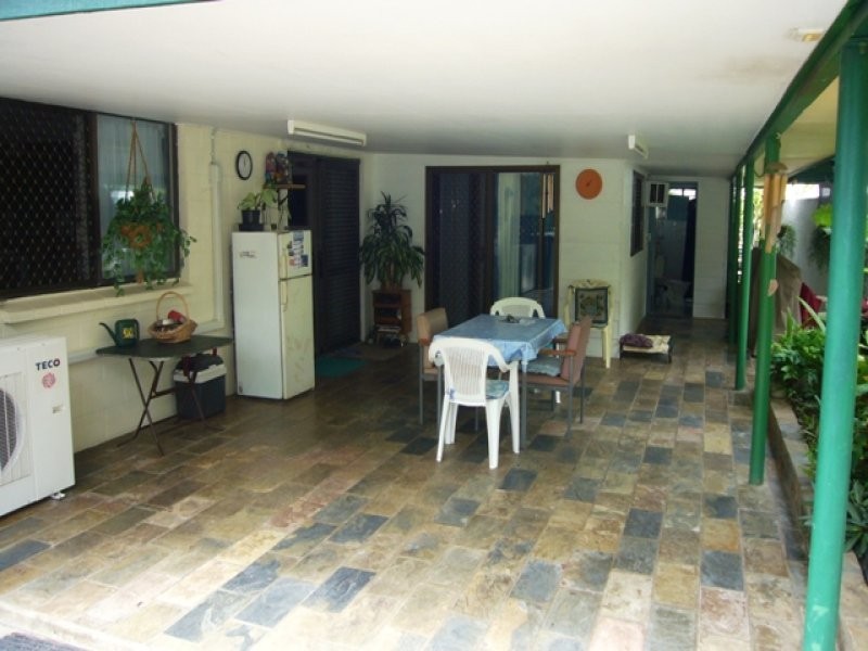 11 Hillside Drive, Grasstree Beach QLD 4740